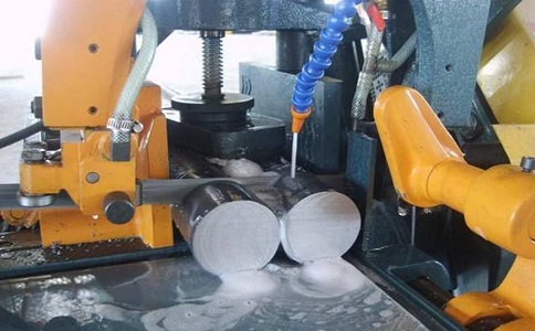 岳口镇卧式带锯床的送料方式有哪几种？